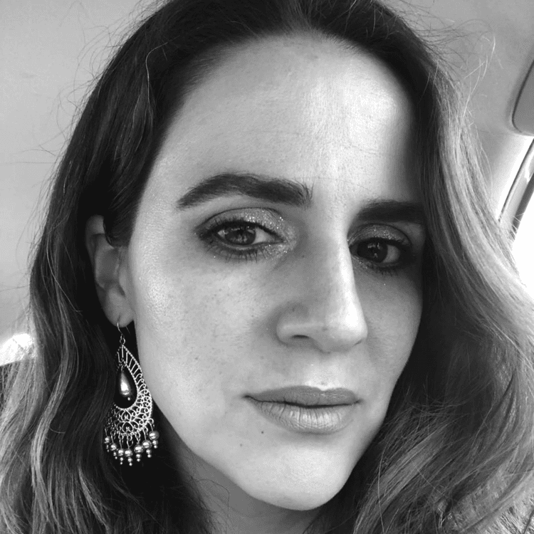 Ximena Serrano, docente de Arte7