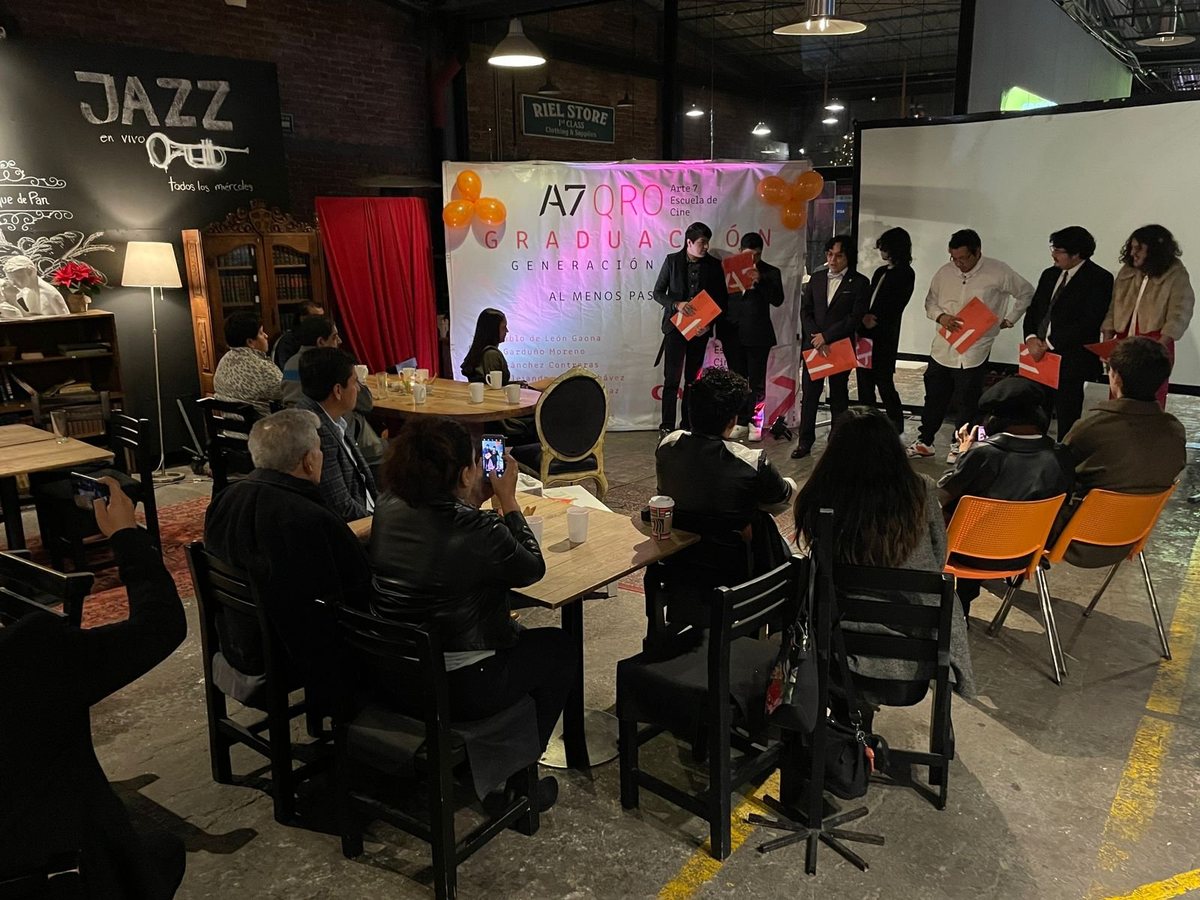 Graducación de la 4ta generación de la Carrera de Cine en Arte7 Querétaro