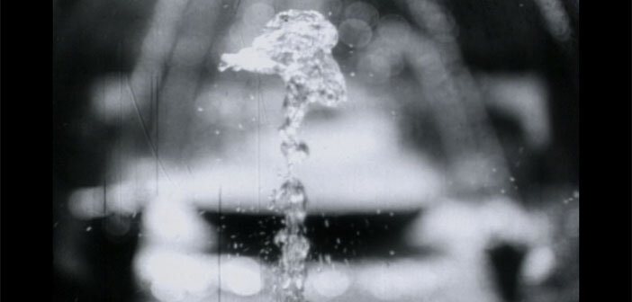 'Aguaespejo granadino' (Agua) Dir. José Val del Omar | Reseña por Alejandro Castro